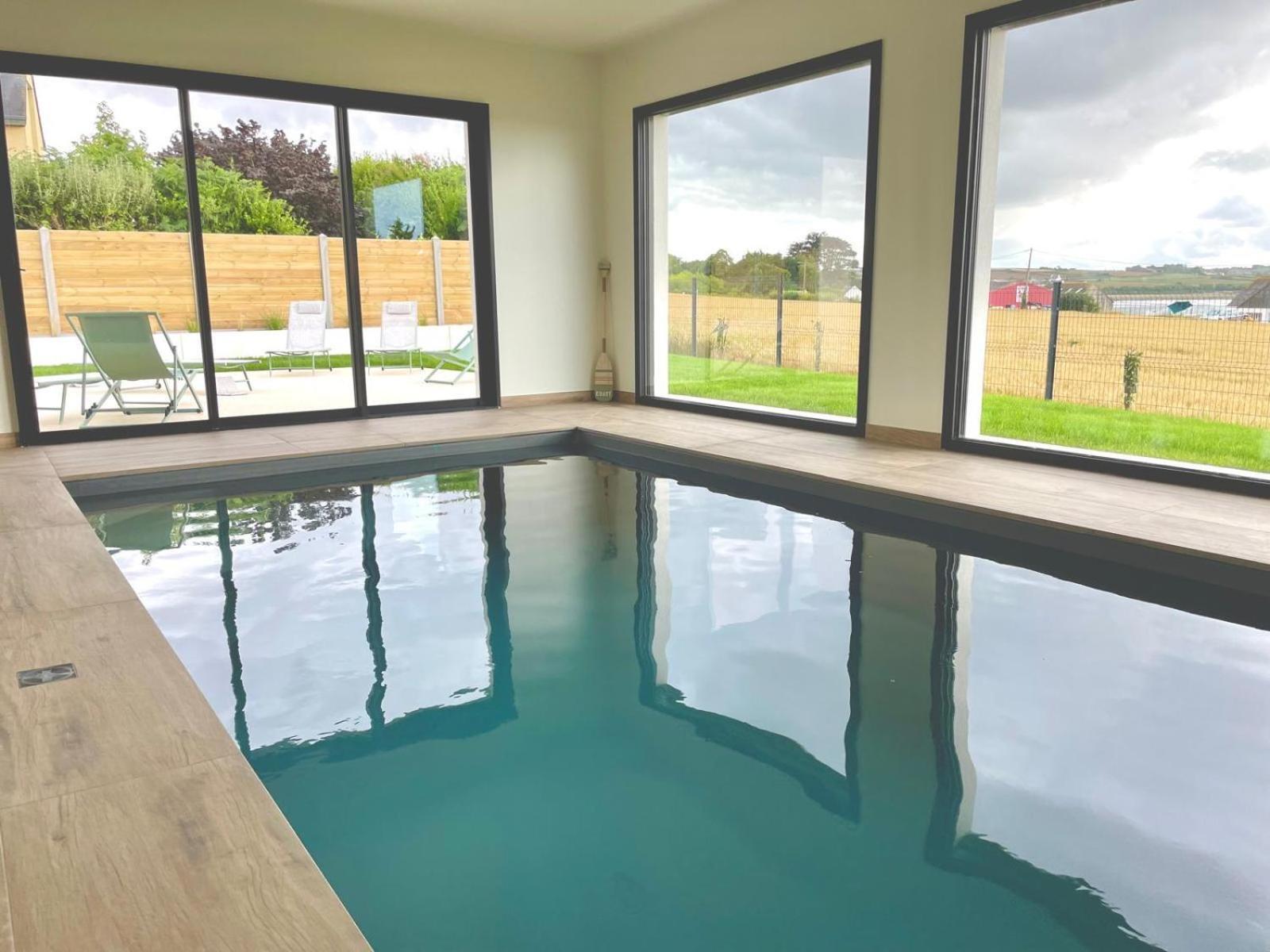 Magnifique Maison Vue Mer Avec Piscine Interieure Carantec Exterior foto